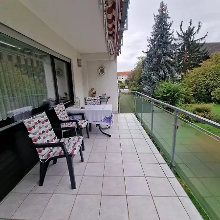 Habitación en casa particular Cheerful Roof Flat In A Private German Style House *