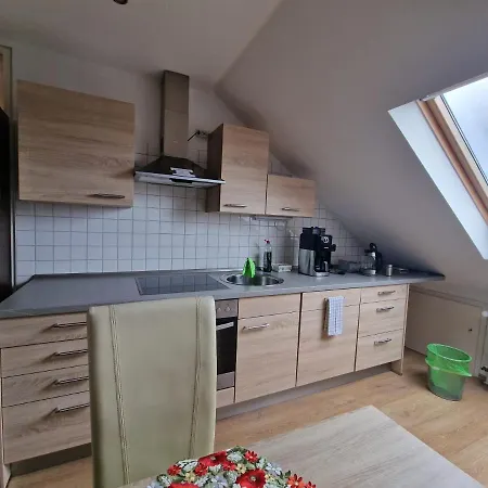 Cheerful Roof Flat In A Private German Style House Habitación en casa particular *