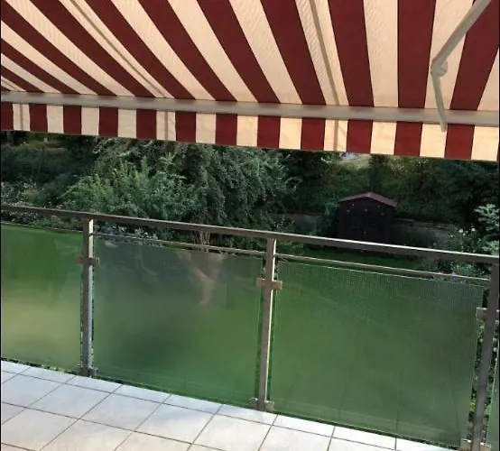 Accommodatie bij particulieren Cheerful Roof Flat In A Private German Style House