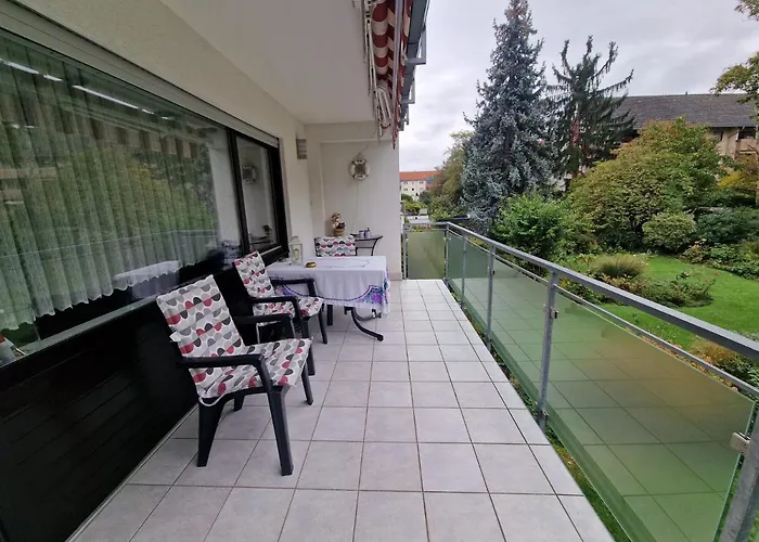 Accommodatie bij particulieren Cheerful Roof Flat In A Private German Style House *